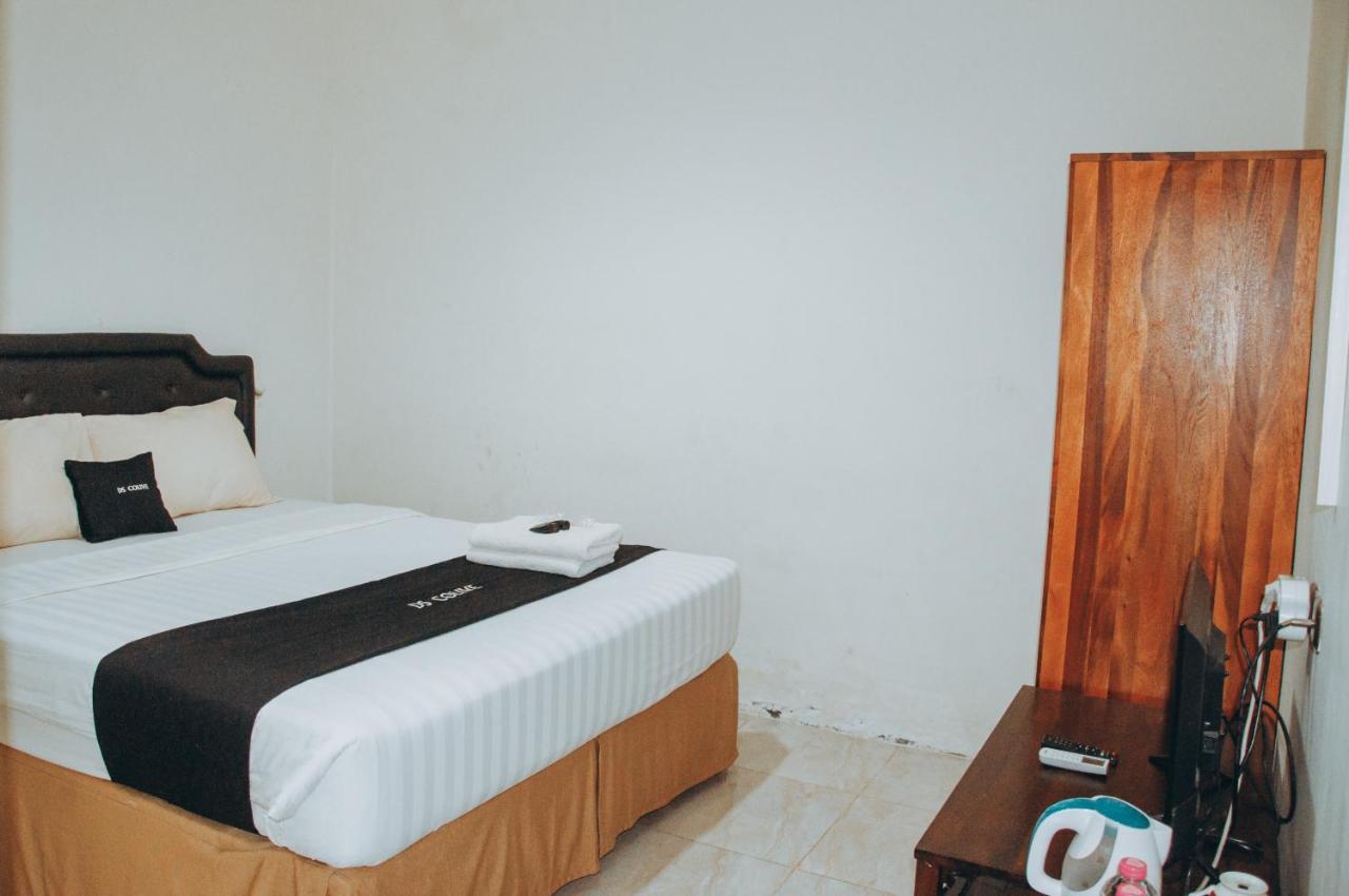 Ds Colive Layur Kota Lama Semarang Exteriör bild